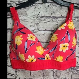 Victoria’s Secret PINK 32D Wear Everywhere Lightly Lined Bra